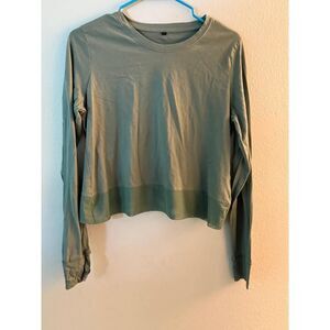 Hypr Women's Green Long Sleeve Crop-Top Sweatshirt Size Large NWOT NO FLAWS/MINT